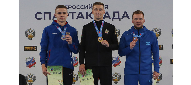 Звание «Сильнейший спортсмен 2022 года» завоевали Яна Павлова и Дмитрий Ушаков